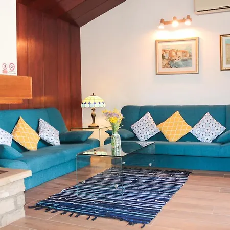 Laurea Holiday home Supetar